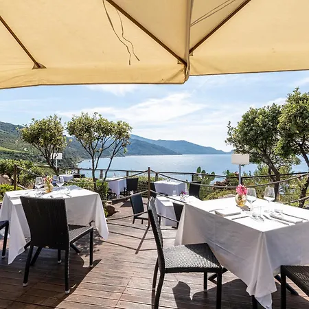 Hotel Mangia's Pollina