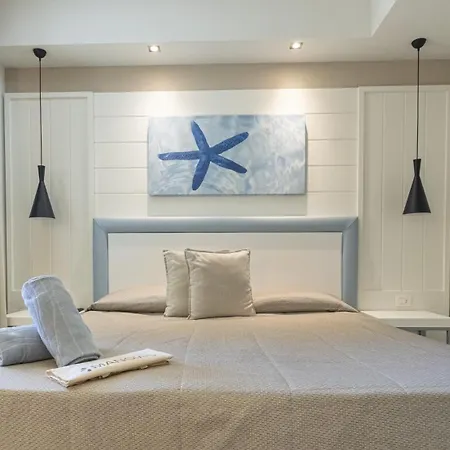 Mangia's Pollina ホテル Finale