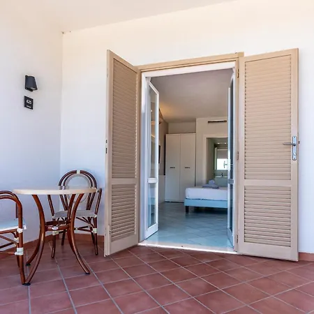 ホテル Mangia's Pollina 4*