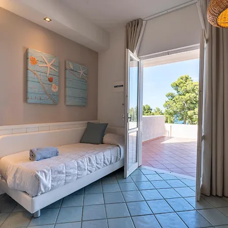 ホテル Mangia's Pollina 4*