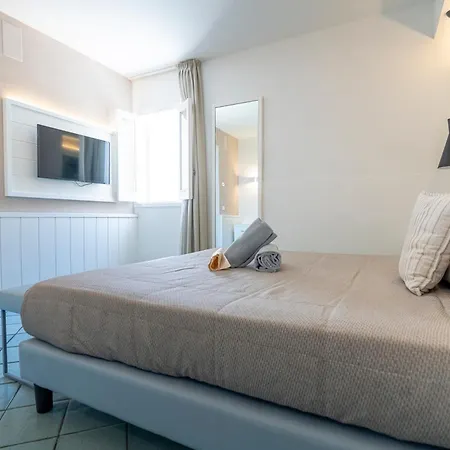 ホテル Mangia's Pollina 4*