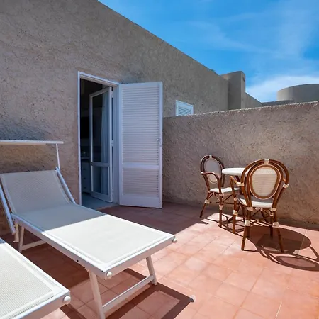 Mangia's Pollina ホテル