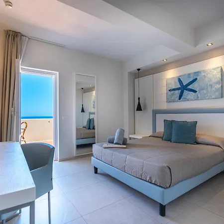 ホテル Mangia's Pollina 4*