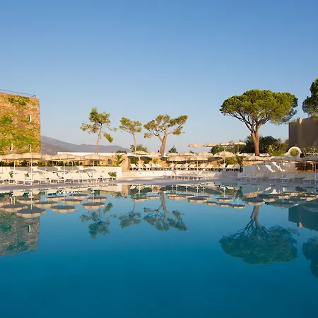 Mangia's Pollina ホテル