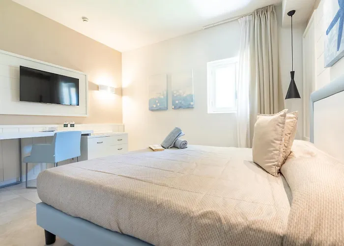 מלון Mangia's Pollina Finale