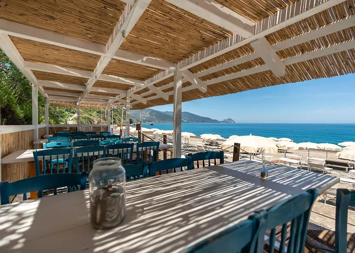 Mangia's Pollina מלון 4*