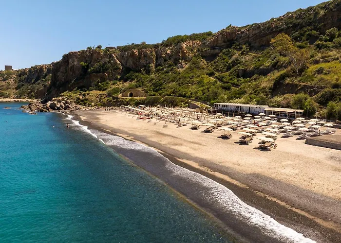 Mangia's Pollina מלון