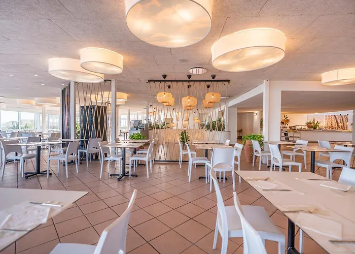 Mangia's Pollina מלון 4*