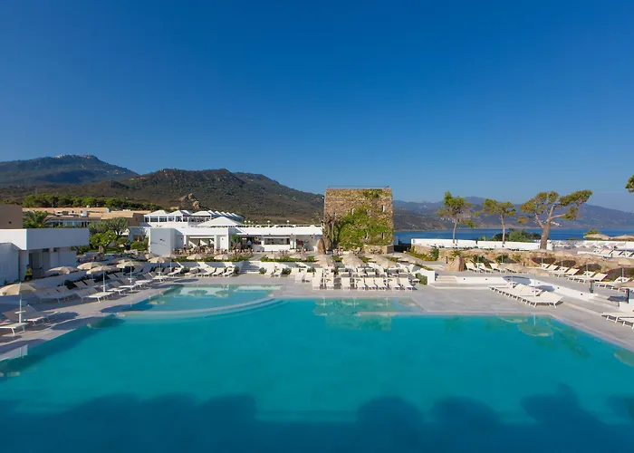 Mangia's Pollina מלון