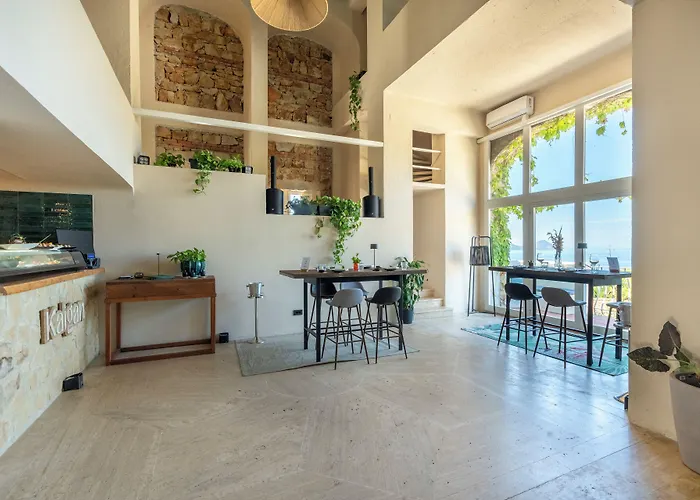 מלון Mangia's Pollina 4*